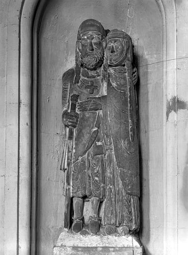 Tombeau présumé de G. de Vaudémont et d'Huderige de Dagsbourg (statue dans une niche)