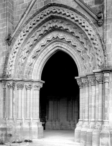 Porche de l'église