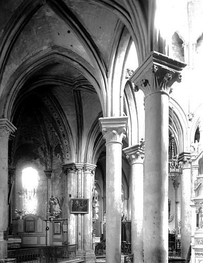 Intérieur, déambulatoire, chapelles rayonnantes nord-est