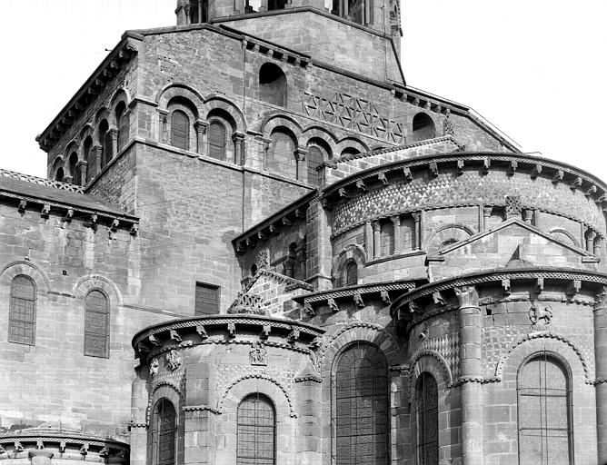 Extérieur, abside, partie supérieure, surélévation du transept