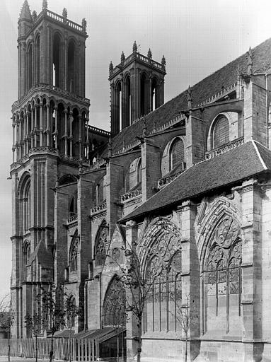 Extérieur, façade latérale sud