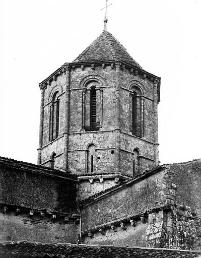 Extérieur, clocher au-dessus de la croisée, angle sud-ouest