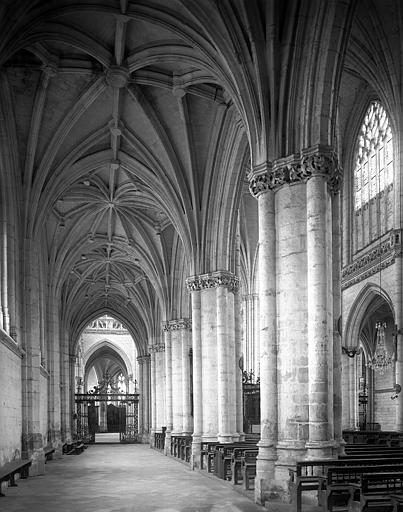 Intérieur, collatéral nord vers l'est