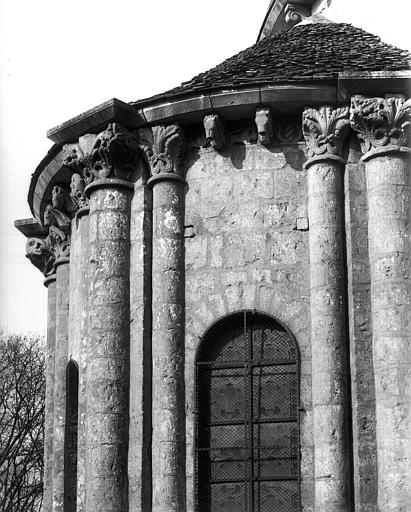 Extérieur, abside : chapelle rayonnante sud-est