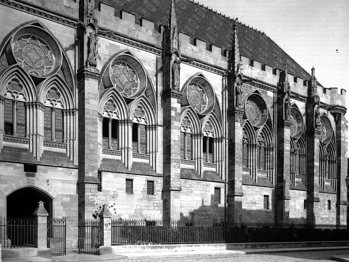 Extérieur, façade ouest