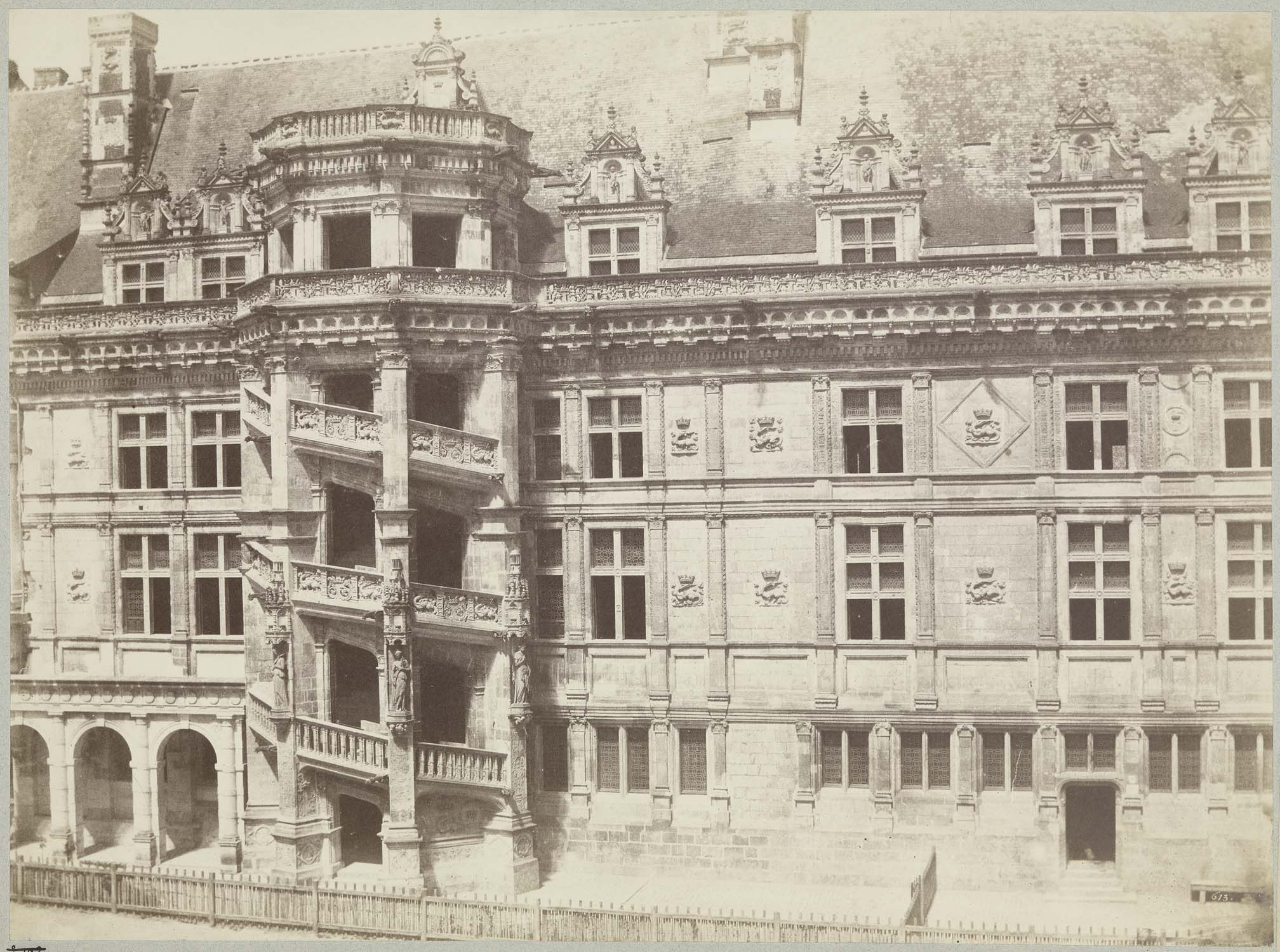 Aile François Ier : façade sur cour