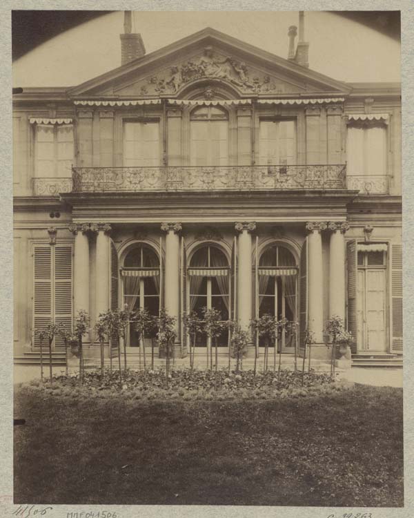 Façade sur jardin