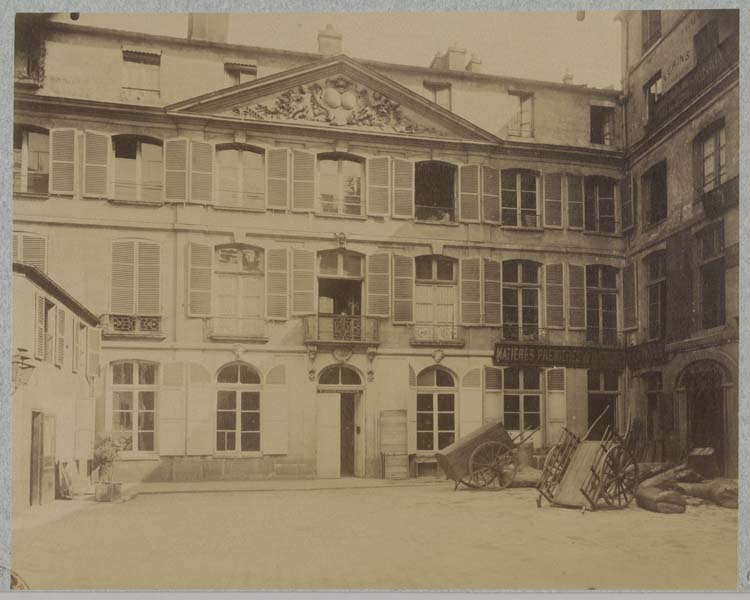 Façade sur cour