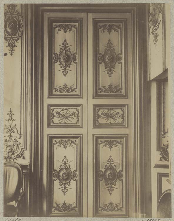 Intérieur, porte et boiseries