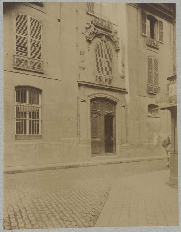 Presbytère Saint-Merri, hôtel de Suger, vue générale sur rue