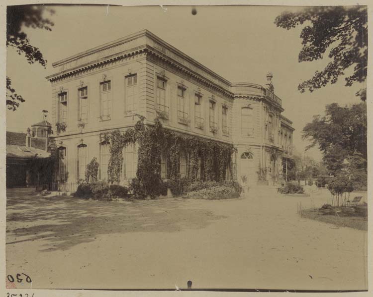 Façade sur jardin