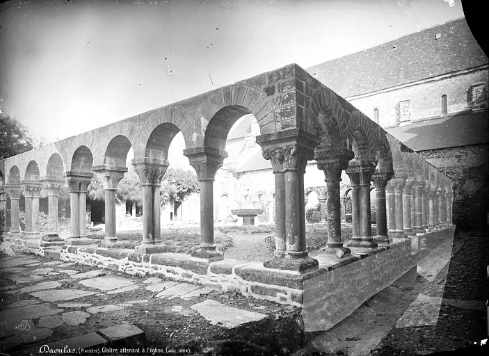 Cloître