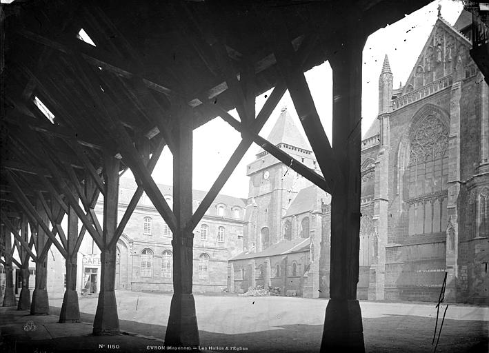 Eglise et ancien évêché pris des halles