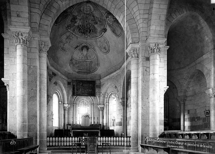 Vue intérieure du choeur