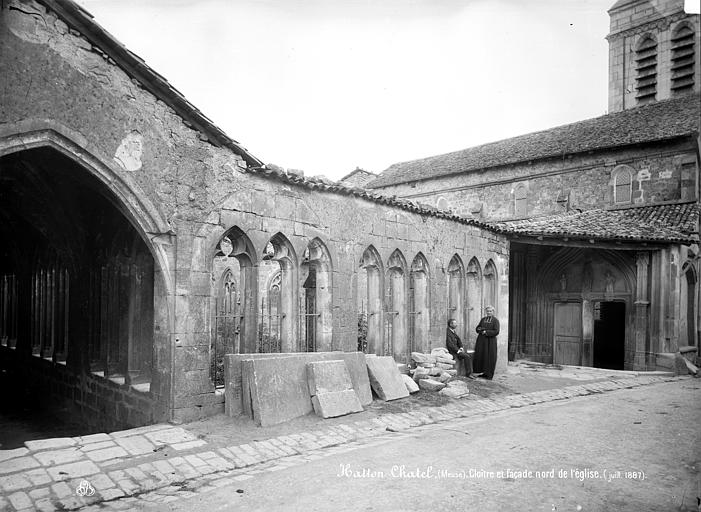 Cloître et façade nord de l'église