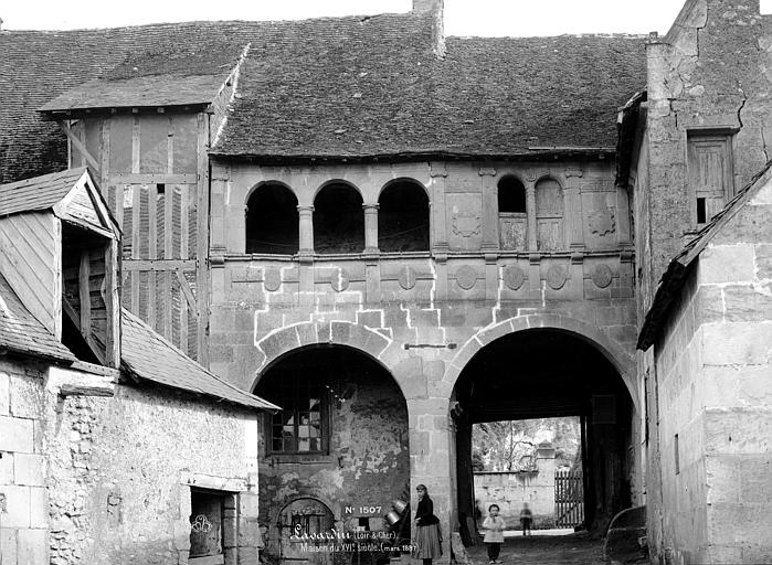 Façade sur cour