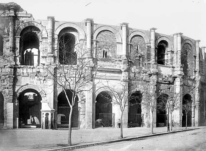 Façade extérieure, côté est