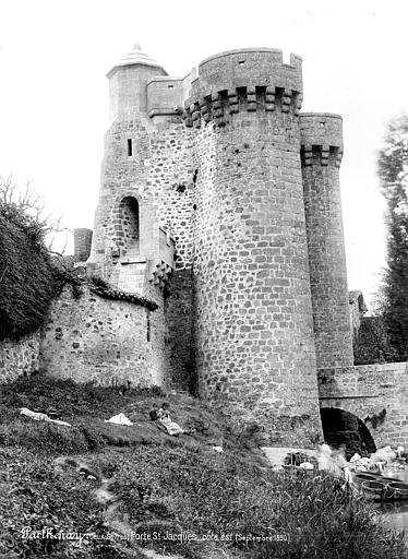 Porte Saint-Jacques : Côté est