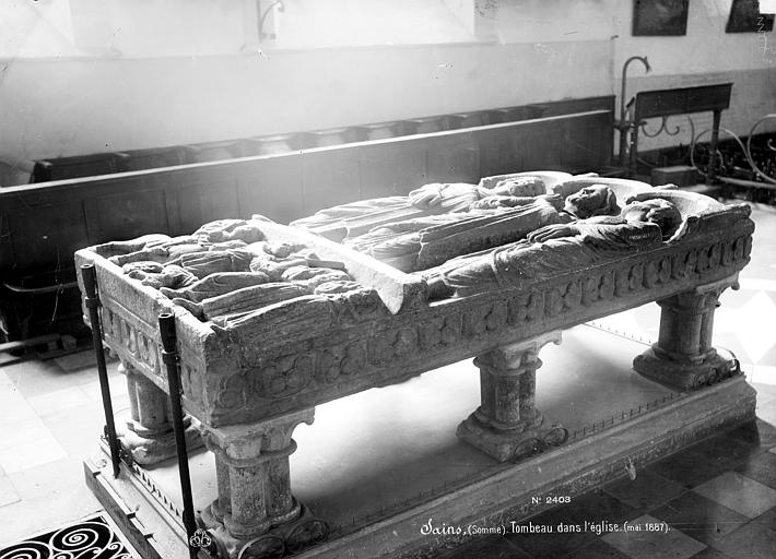 Monument funéraire de saint Fuscien, de saint Victoric et de saint Gentien : Les trois saints et leur martyre
