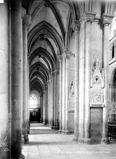 Eglise : Vue intérieure du bas-côté nord, vers l'est