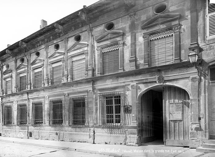 Façade sur rue