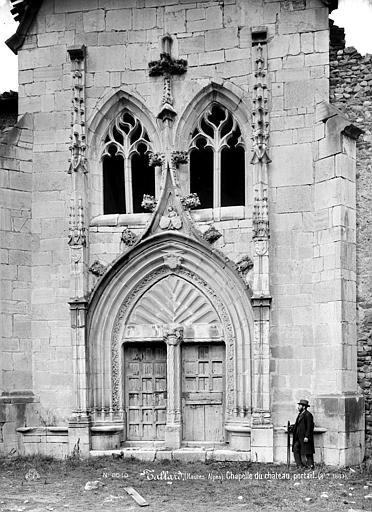 Chapelle : façade et portail