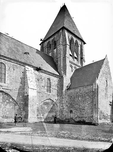 Façade sud : transept et clocher