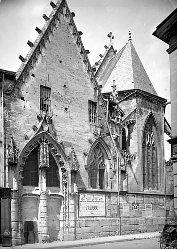 Chapelle : Façade sur rue