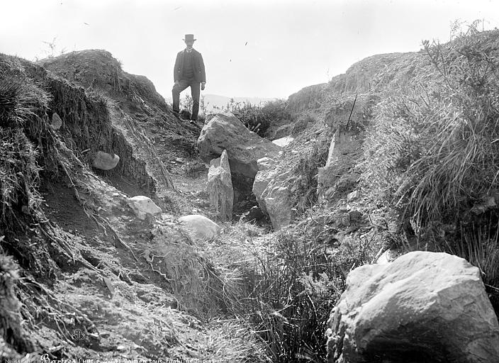 Dolmen sous tumulus