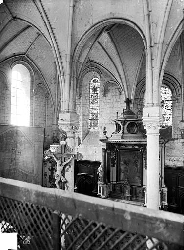 Chapelle : Vue intérieure prise de la tribune