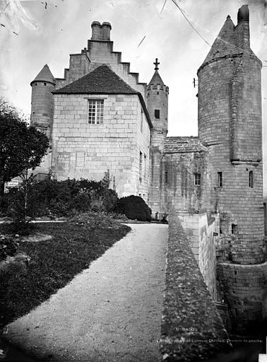 Logis Royal : Façade sud et tour d'Agnès Sorel