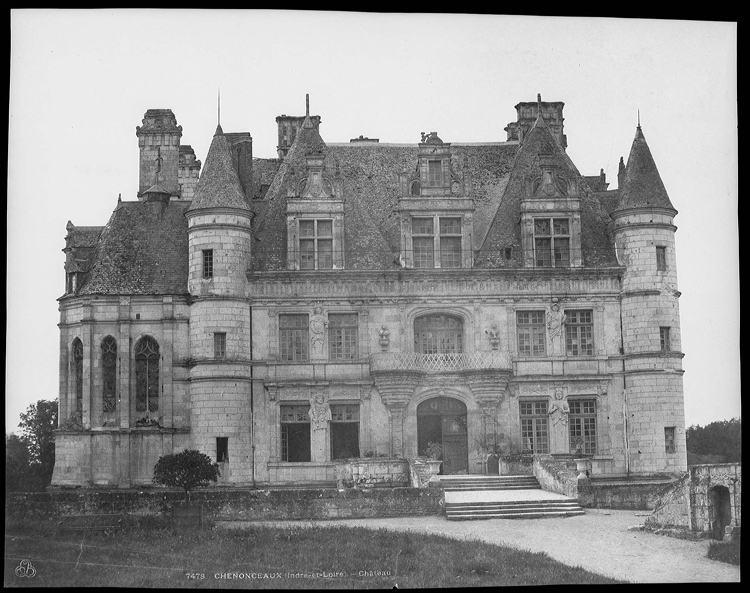 Façade sur cour d'honneur