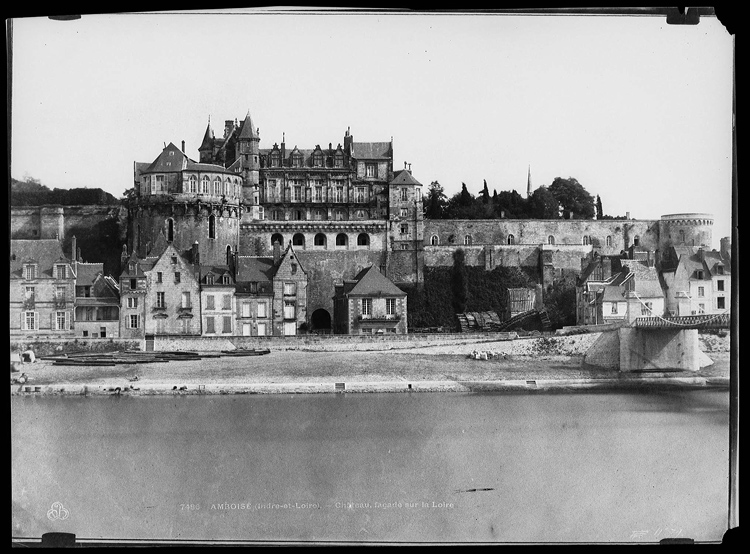 Façade sur la Loire