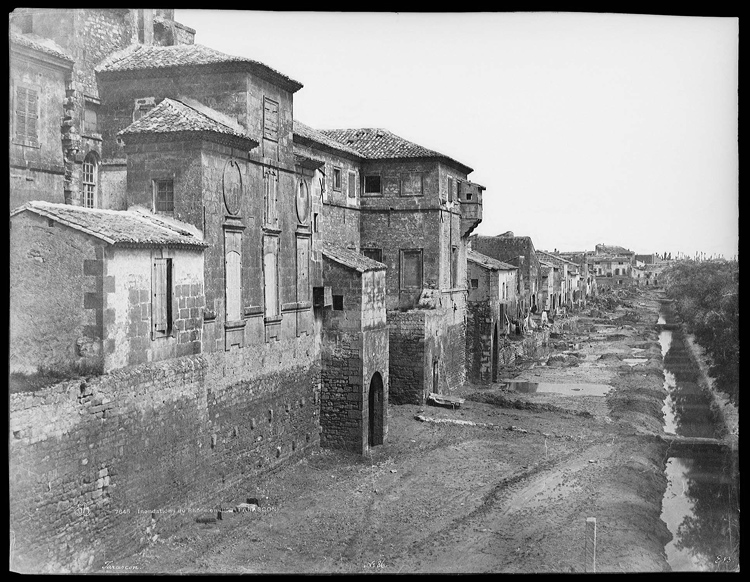 Inondations du Rhône. Vue d'ensemble