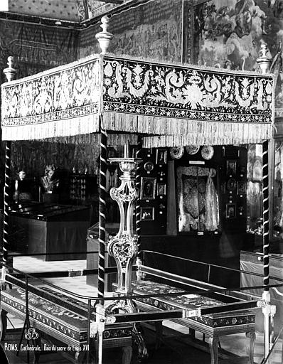 Dais du sacre de Louis XVI