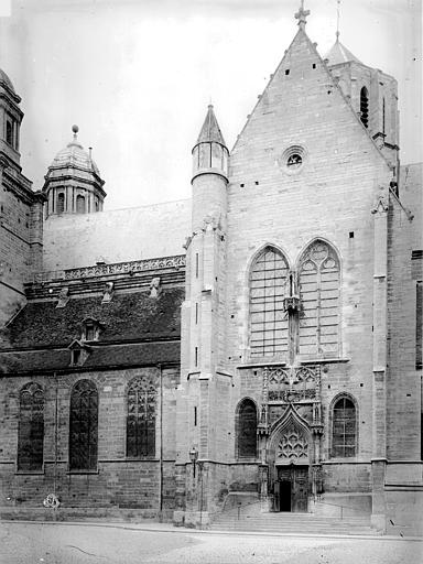 Transept et nef, au sud