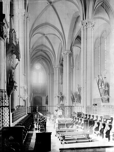 Intérieur vue sur l'entrée