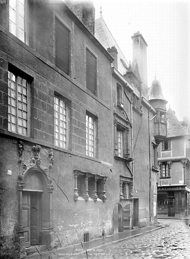 Façade sur rue, côté est