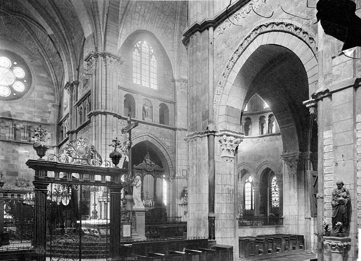 Vue intérieure du transept et du choeur