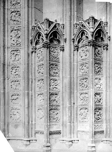 Portail du transept nord dit des Libraires : ébrasement