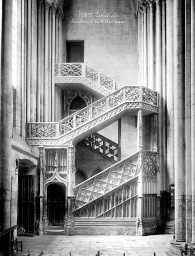 Escalier de la bibliothèque