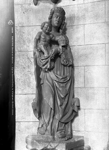 Vierge et l'Enfant. Statue : Vierge et l'Enfant - © Ministère de la Culture (France), Médiathèque du patrimoine et de la photographie, diffusion RMN-GP