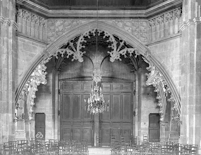 Tribune du buffet d'orgue