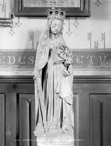 Statuette : sainte Catherine