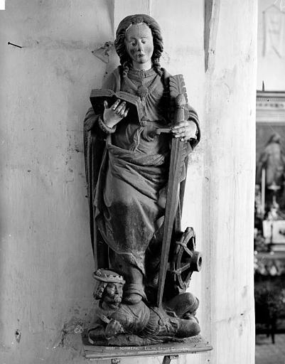 Statue de sainte Catherine - © Ministère de la Culture (France), Médiathèque du patrimoine et de la photographie, diffusion RMN-GP