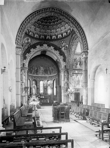 Chapelle Saint-Laurent - Vue intérieure de la nef vers le choeur