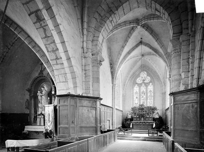 Vue intérieure du choeur et du transept nord