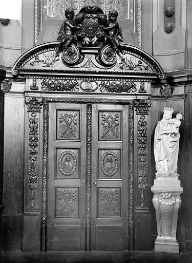 Chapelle : porte intérieure - © Ministère de la Culture (France), Médiathèque du patrimoine et de la photographie, diffusion RMN-GP