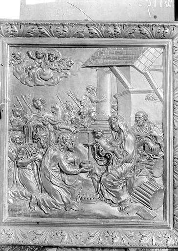 Bas-relief, bois. Bas-relief en bois : Adoration des mages