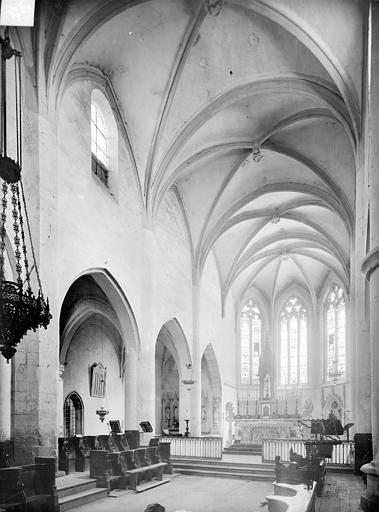 Eglise : Vue intérieure du choeur